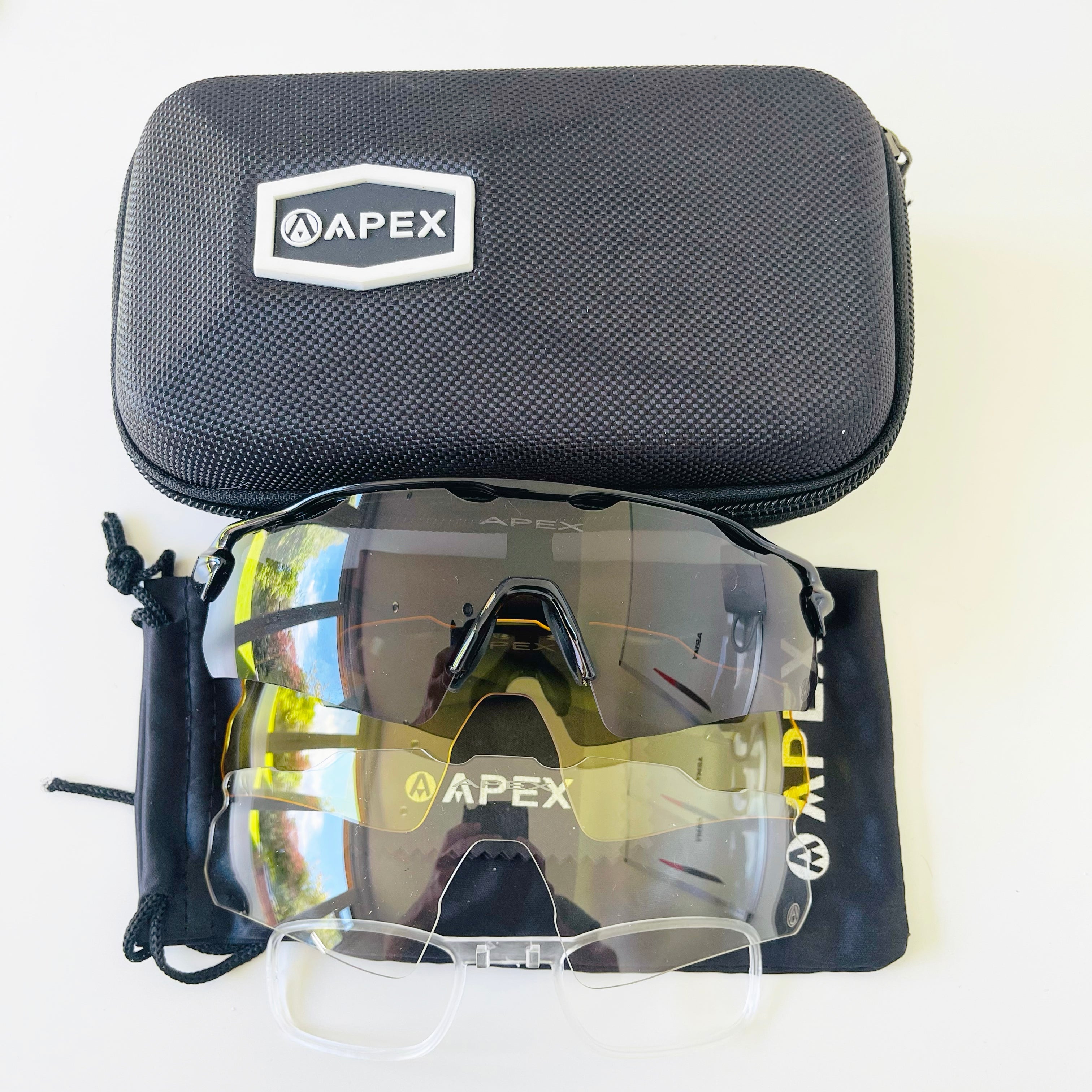 CIAO APEX ATTACK SUNGLASSES - BLACK / SMOKED LENS