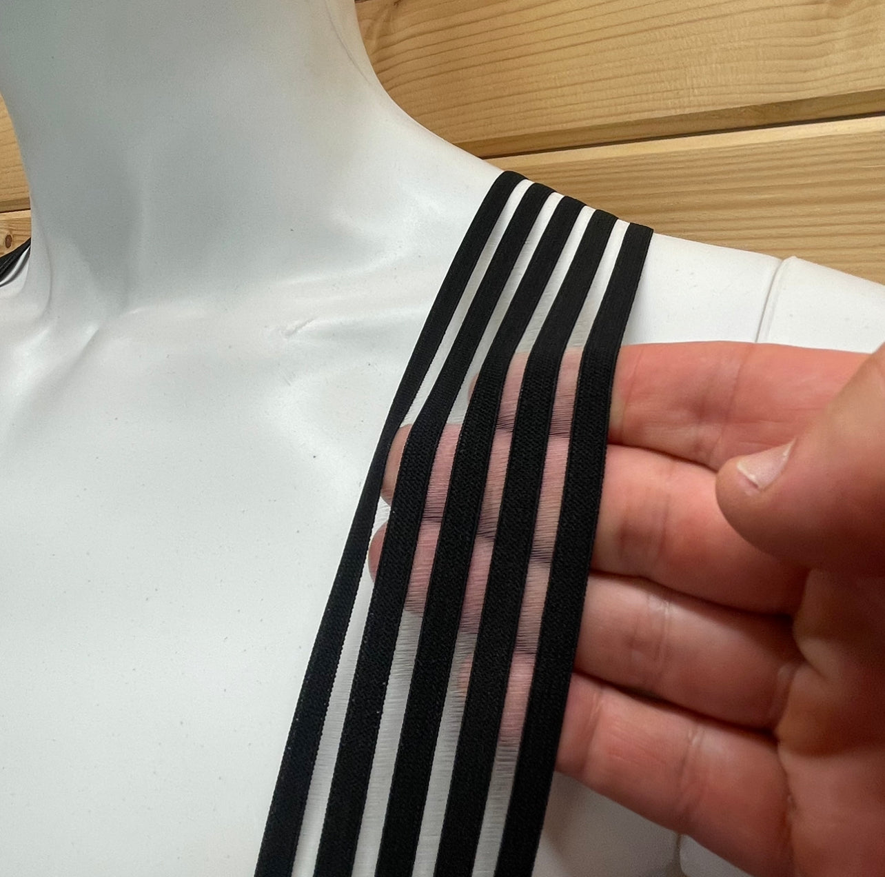 APEX PRO BIB SHORTS - BLACK (QZ1001)