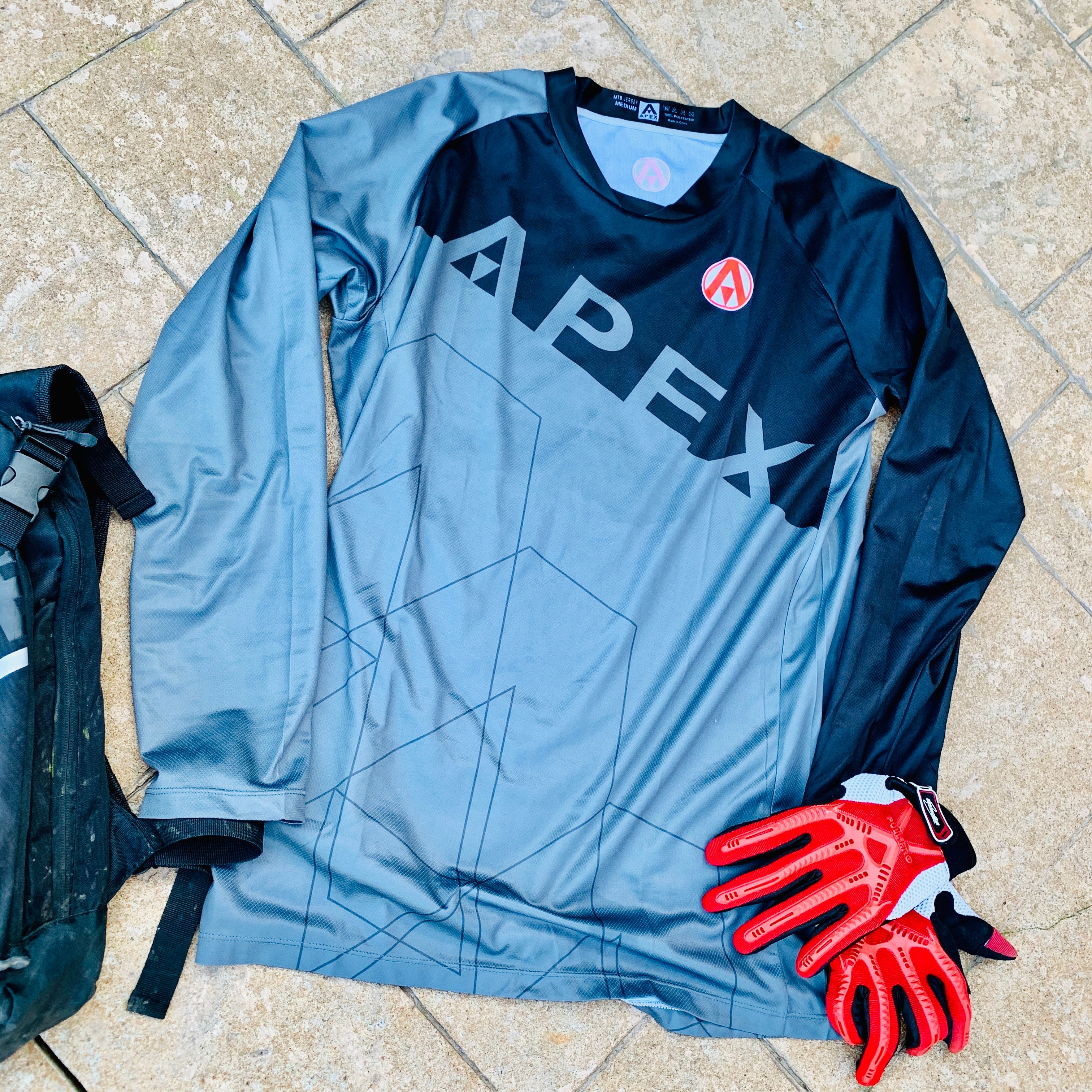 MOUNTAIN BIKE JERSEY