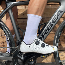 Load image into Gallery viewer, RAPTC APEX PREMIUM CYCLING SOCKS (3 PACK) WHITE (QZ100)